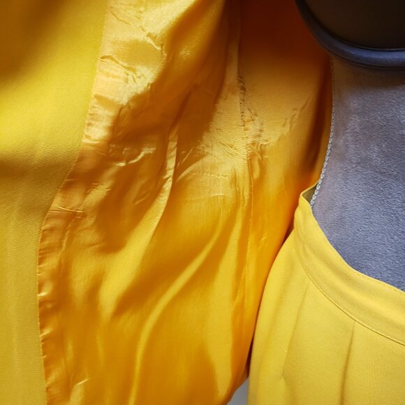 Albert Nipon Soft Canary Yellow Two-Piece - Picture 12 of 13